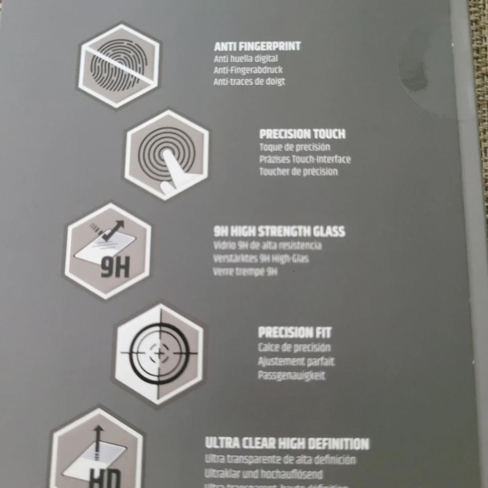 UAG rugged tempered glass, new